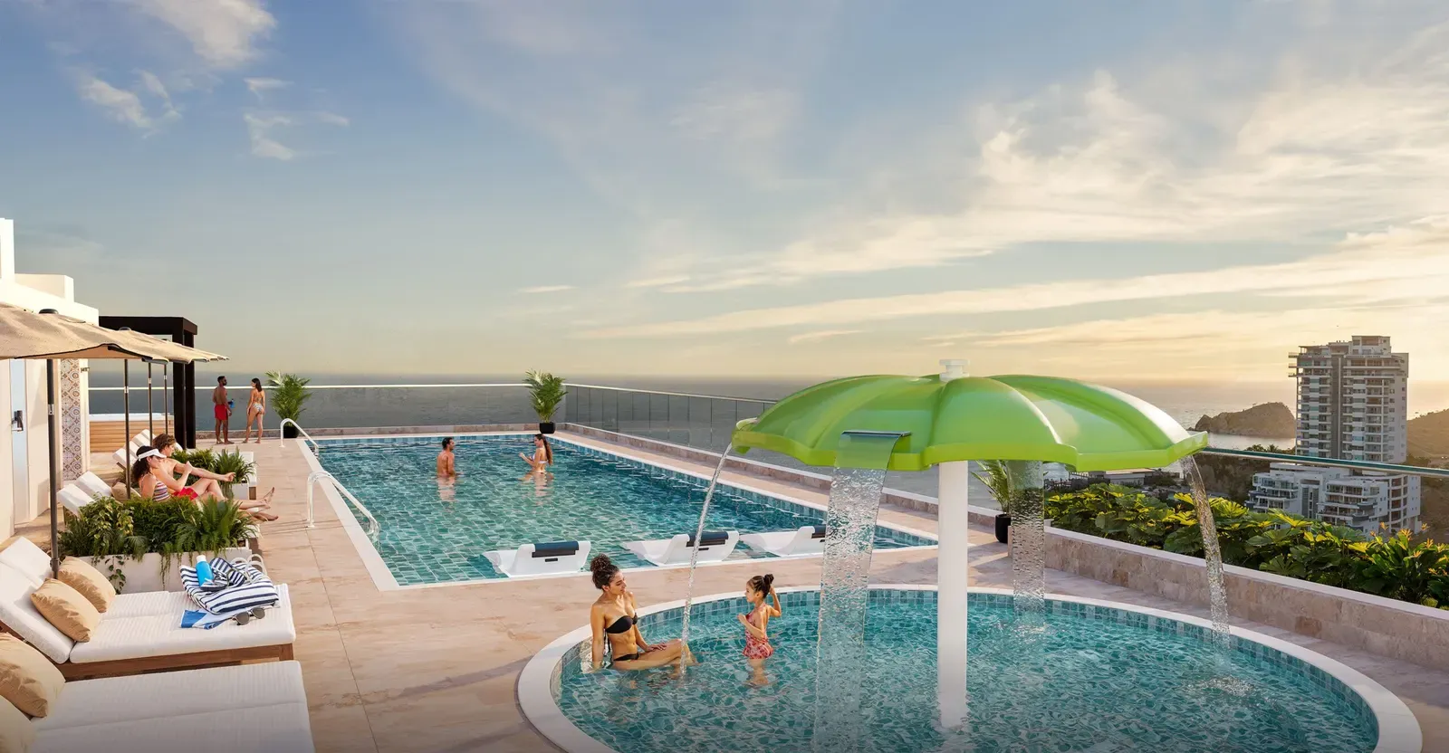 Piscina de niños con vista al mar